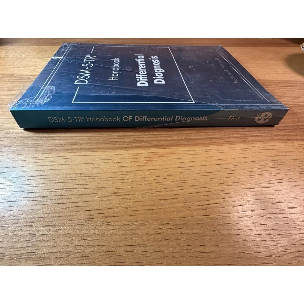 Brand New DSM-5-TR Handbook of Differential Diagnosis Paperback Michael B First